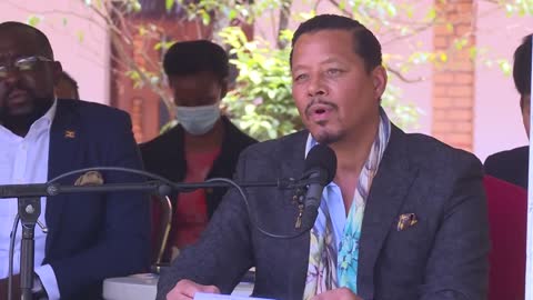 American actor Terrence Howard shows up in Kampala, is granted audience to Ugandan President