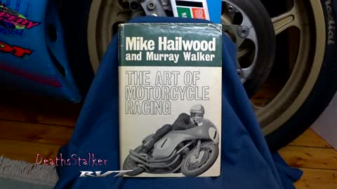 The Art of Motorcycle Racing by Mike Hailwood and Murray Walker