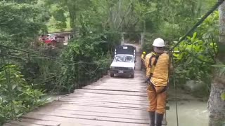 Puente en mal estado en Bolarquí