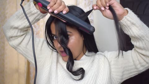 How To CURL HAIR WITH A STRAIGHTENER/FLAT IRON 😍 | Pilgrim Amazonian Range Scalp Scrub