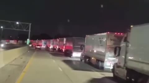 Canadian Truckers Are Striking!!! At US Boarder!