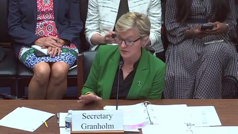 Rep. Tim Burchett calls out Secretary Granholm for being forced to show up to today’s hearing.