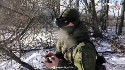 ►🚨🇷🇺🇷🇺🇷🇺 Russian troops use virtual reality technologies to operate drones