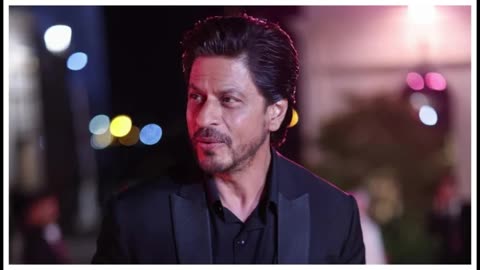 Shah Rukh Khan I bathe for two and a half hours before the release of a new film