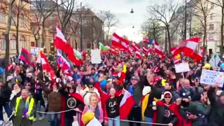 Love to see Our Beautiful Austrian Patriots still Holding The Line Against Mandates!!!