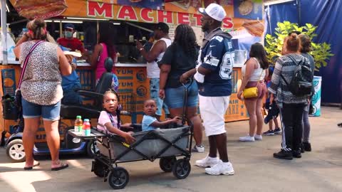 TWISTED TEXAS State Fair Sandwiches!!! Texans are INSANE-5