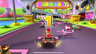 Mario Kart Tour - Red Koopa (Freerunning) Gameplay (Cat Tour Tier Shop Reward)