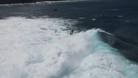 Kai Lenny Tow in and Windsurfing Jaws - February 13th, 2021 - Peahi