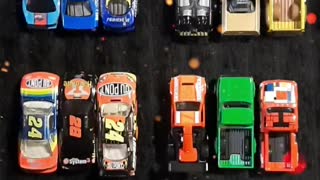 Nascar VS HotWheels 6 Lane Racing