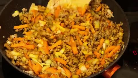 Do you have pasta and minced meat? This 7 minute dish is worth an award