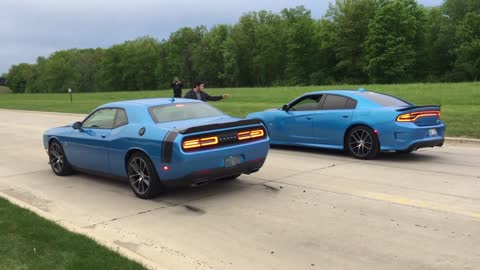 Scatpack Chargers vs Scatpack Challengers/Which is faster/