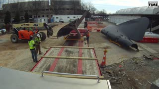 SR-71 Time Lapse: Moving the Outboard Engine Nacell/Outter Wing Panel down I-64 East to the SMV