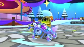 Mario Kart Tour - Rainy Balloons Glider Gameplay (Snow Tour Pipe 1 Spotlight Reward)