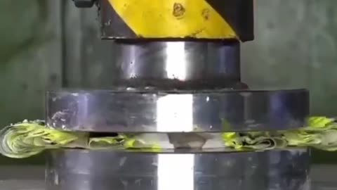 💥Hydraulic press vs bottle