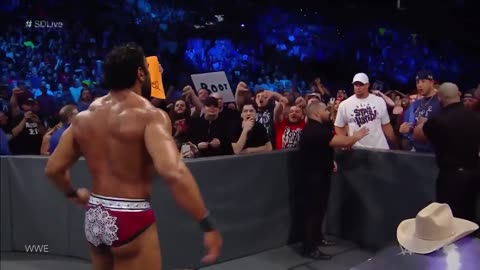 Gronk Has Another Showdown with Jinder Mahal, THROWS Beer in His Face on WWE Smackdown