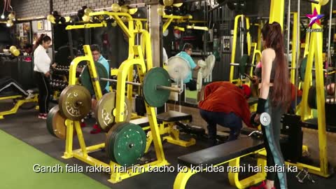 Vidyut Jammwal goes Junglee with this epic gym prank. Must watch! - STAR GOLD