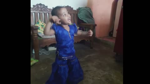 3 years cute baby girl dancing on indian song