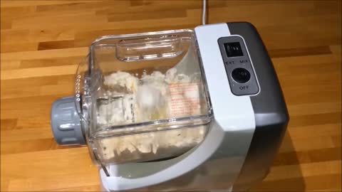 Homemaker Pasta Maker