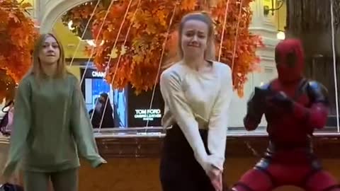 dance in the mall