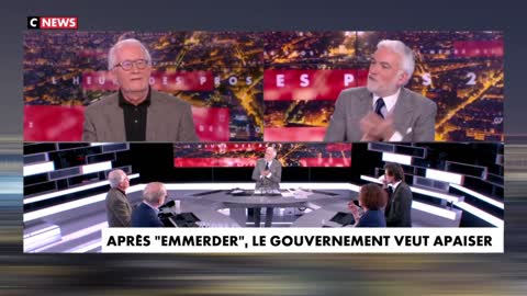 Jean-Louis Burgat, 76 ans, préfère vois les enfants masqués plutôt de risquer sa vie