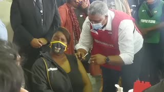 First teacher vaccinated in Western Cape