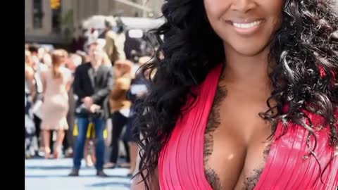 Kenya Moore’s Amazon Fashion Picks Are Festive & Affordable.