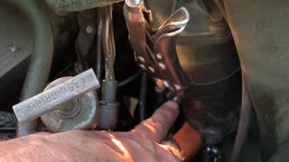 Changing a #Humvee fuel filter