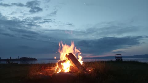 Enjoy an Ontario cottage country bonfire