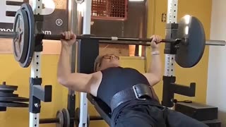 65 yr old LOW INC BENCH 4🎥 TUESDAY NOV 7TH Hit 71 bodyweight PULL-UPS