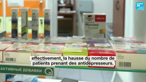 Guerre en Ukraine : les Russes dépriment, les ventes d'antidépresseurs explosent