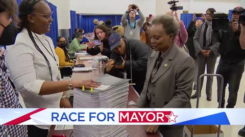 Lori Lightfoot, Chuy Garcia officially file to run in 2023 mayoral race