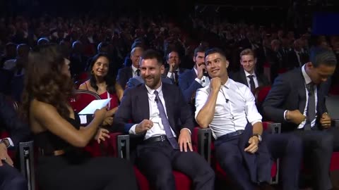 Ronaldo talks about dinner with Messi!