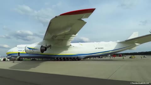 vANTONOV AN-225 - CLOSE UP PUSHBACK of WORLDS LARGEST AIRCRAFT at ILA 2018 Air Show!