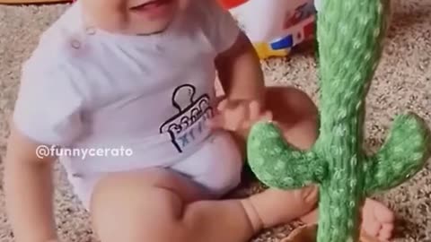 Baby with cactus talking toys 😂😂 #drole #funny #bebedrole #babyfunny