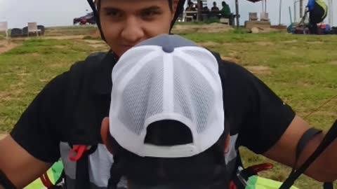 Barristas se forman en parapente