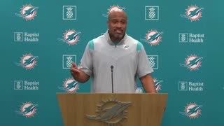 Defensive Coordinator Anthony Weaver meets with the media | Miami Dolphins