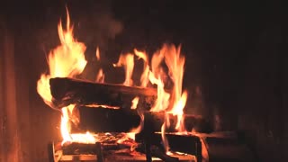 🔥 FIREPLACE (10 MINUTES) - Relaxing Fire Burning Video & Crackling Fireplace Sounds