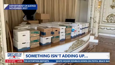 Did Jack Smith show dozens of boxes to the grand jury when all the documents would fit into 1 box?