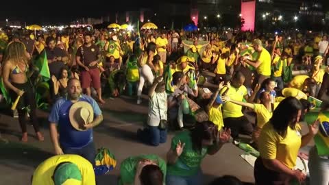 Bolsonaro voters pray as rival Lula wins Brazil presidential runoff | AFP