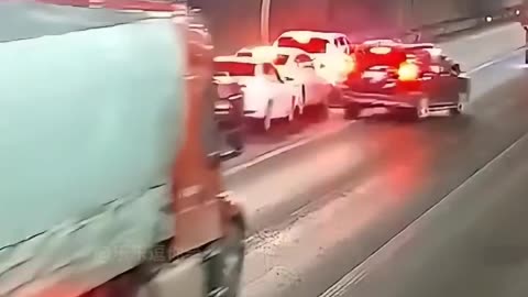 Near miss - trucks, cars, bikes, lucky people !