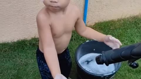 Kid scooter wash