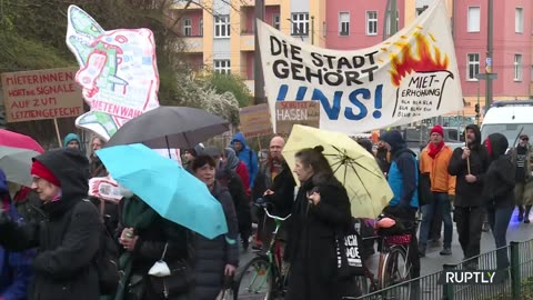 Germany: 'It's unbearable' - Berliners protest for affordable housing amid soaring rents