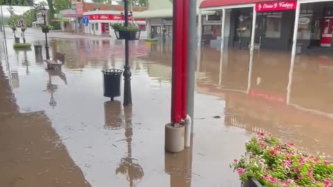 Überschwemmung in Queensland Australien! 🚨🌩️