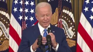 Someone has to SHOUT answer at Biden when his brain fails at press conference