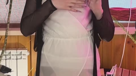 Testing a transparent dress using light