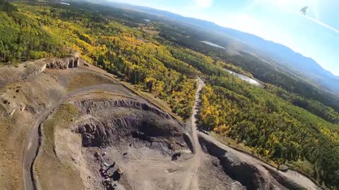 Yamnuska wingsuit basejumping!