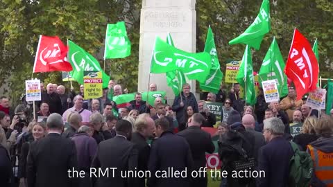 RMT calls off three days of rail strikes but travel chaos still looms