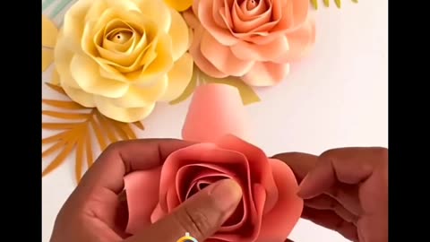HOW TO MAKE BEAUTIFUL FLOWERS WITH ORIGAMI PAPER