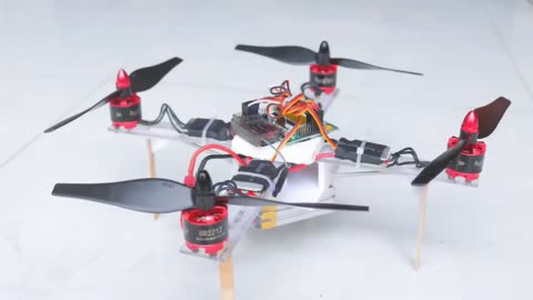 Make a drone at home with very simple equipment