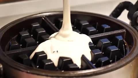 Cover The Frying Pan With Ice Cream